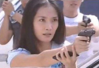 患癌9年一人抗下所有 葬礼上佟大为哭晕厥