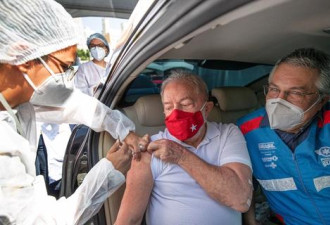 巴西前总统卢拉接种中国新冠疫苗 望大家接种