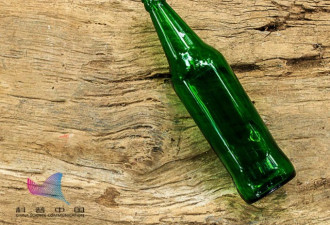 为啥啤酒瓶大多是绿色的？是因为这个…