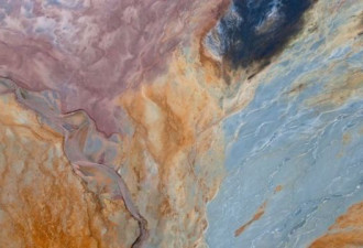 “人类纪”标识：地球表面形形色色的矿坑