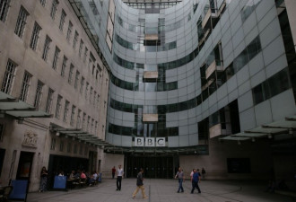 与北京争议不断 BBC曝光微博审查员工作