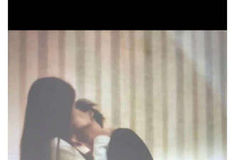 小鲜肉与美女床上激吻 女方被怒斥其玩弄她身体