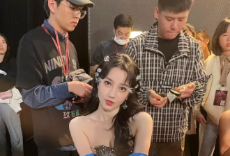 娱圈姐妹情：钱可同挣 但老娘必须最美