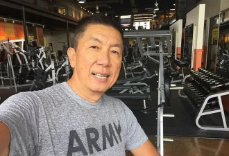华裔老兵一个举动获大赞，亚裔不该再被侮辱