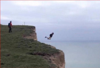 挑战英国最高海岸，跳伞没打开他竟奇迹生还