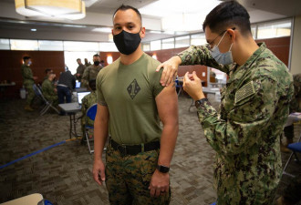 担心新冠疫苗不安全 近40％美陆战队官兵拒打
