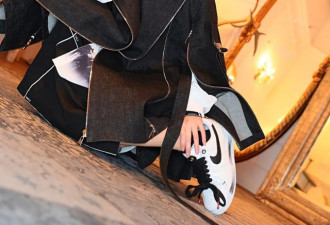 女优圈潮姐明日花 身材好到爆让人遐想