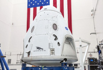 SpaceX用同一飞船先后把宇航员送入太空