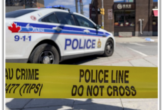 渥太华唐人街有人拿刀连刺2人有1人死亡