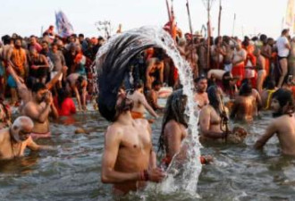 1.5亿人赴恒河“圣浴”，印度好像并不慌