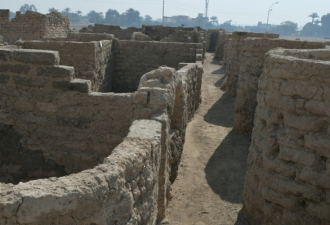 最大古城出土仍保存良好 还原古埃及面貌