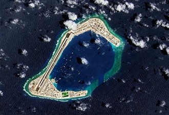 南海角逐：中国部署小蓝人 英国航母战斗群远航