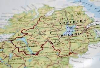 北爱尔兰百年：边境民调看衰长远留英