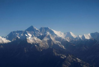 海拔8848米隔离线 中国将在圣母峰划界