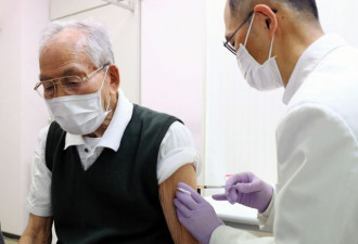 日本39人接种辉瑞疫苗后死亡 政府回不用担心