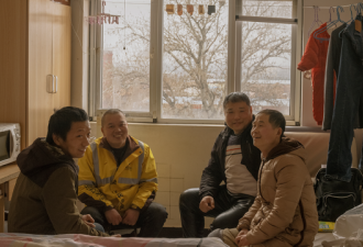 62个白血病儿家长，为了生计，在燕郊送外卖