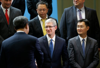 面对紧逼步步退让 苹果向北京交出数据