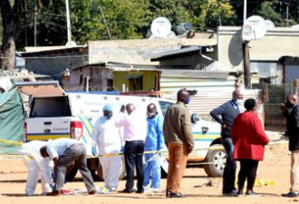 南非私刑案：9名“嫌犯”脖子被套上燃烧轮胎
