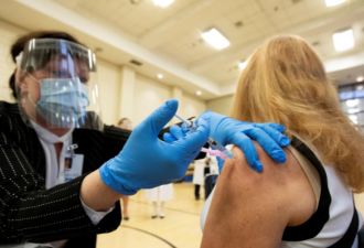 CDC：接种完疫苗就不用再戴口罩保持距离
