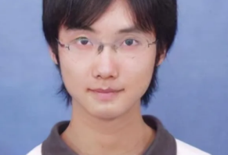 16年前他背母上学 29岁选择变性 如今怎样了？