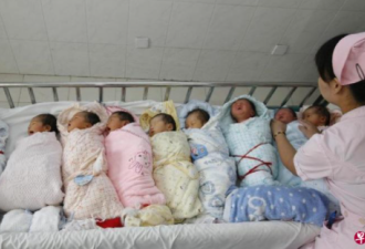 两独生子女要赡养4老人拉扯3孩 能活到退休？