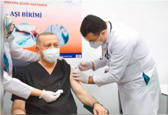医疗前线没得打 土耳其总统接种3剂疫苗挨轰