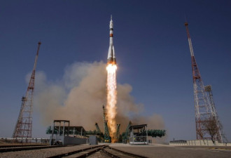 地缘政治竞争延伸至太空：中俄联手对抗美国