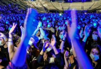 法国5000人进行活体实验观众密闭空间听演唱会