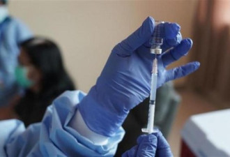 印尼数百名医护人员感染新冠病毒 均已接种疫苗
