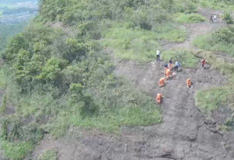 4岁女童公园走失 被发现时已在20米高悬崖边