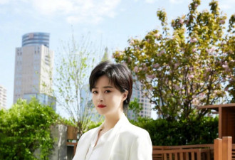 蒋欣的心酸成名史，和她背后的男人女人