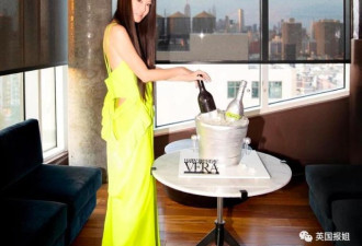 纽约婚纱女王72岁生日惊艳全场 网友看傻了