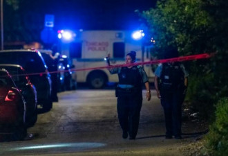 芝加哥经历“血腥周末”至少38人中枪10人死亡