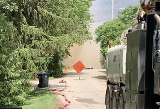密市管道被挖断天然气大量泄漏 近30户居民撤离