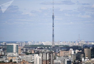 俄罗斯一电视塔90分钟内遭22次雷击 信号未断