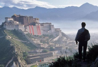 透视中国白皮书：“西藏和平解放与繁荣发展”