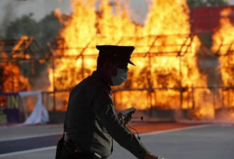 恐怖！缅甸军队枪杀少女 声称患有新冠立即火化