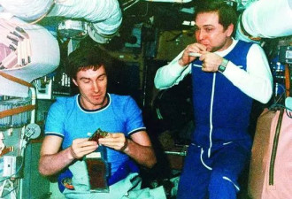最惨宇航员被忘在太空311天 回来后祖国沒了