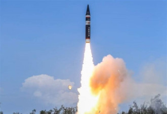 印度成功试射新核弹射程2千公里 中国部署S-400