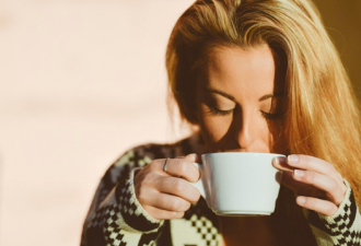 喝咖啡防新冠 最新研究振奋人心咖啡或能助抗疫