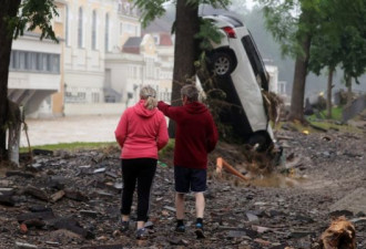 欧洲特大洪水：至少120人死亡 逾千人下落不明