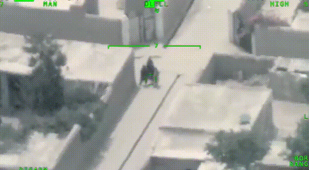 塔利班指挥官骑摩托车逃跑 仍被无人机精确狙杀