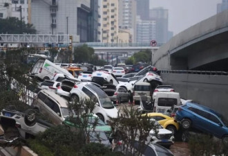 郑州隧道被淹 130人失踪被协寻远超官方数字