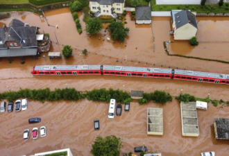 德百年一遇洪水已致五十余人死亡1300多人不明