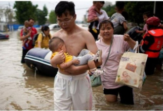 水灾死亡数字上升 中国成立郑州特大暴雨灾害