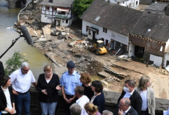 德国北海暴风雨导致315人丧生之后 问责声四起