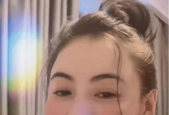 张柏芝穿吊带衣吻11岁儿子 网友：麻烦穿内衣