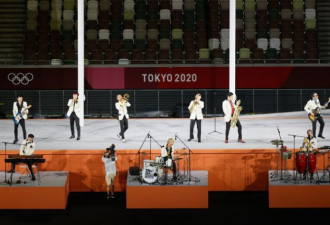 看了东京奥运会闭幕式 日本观众:钱都花哪儿了