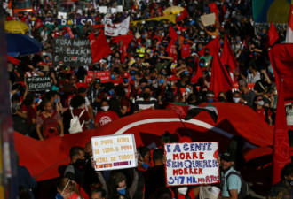 批评政府防疫政策 巴西再爆发反对总统抗议活动