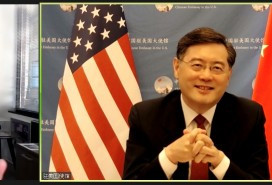 上任大使后系列会晤 秦刚与美中贸委会长视频